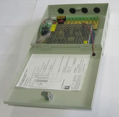 Станция питания CCTV 9CH 12V 5A постоянный выход 60W Эффективность 90% Выходная частота 50/60Hz