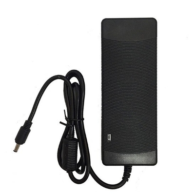 12VDC Выходное напряжение Подключение к рабочему столу C-Power 100-240V AC 10A 120W Адаптерный зарядчик
