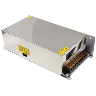 12V 40A 50A 60A Переключение питания AC на DC для 50A Выходный ток 82% эффективность