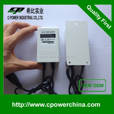 12V 24W наружный адаптер питания с 2000mA выходной током и послушным белым дизайном
